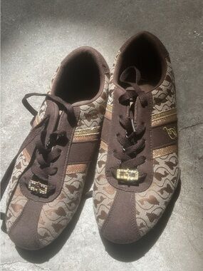 Baby phat tennis shoes